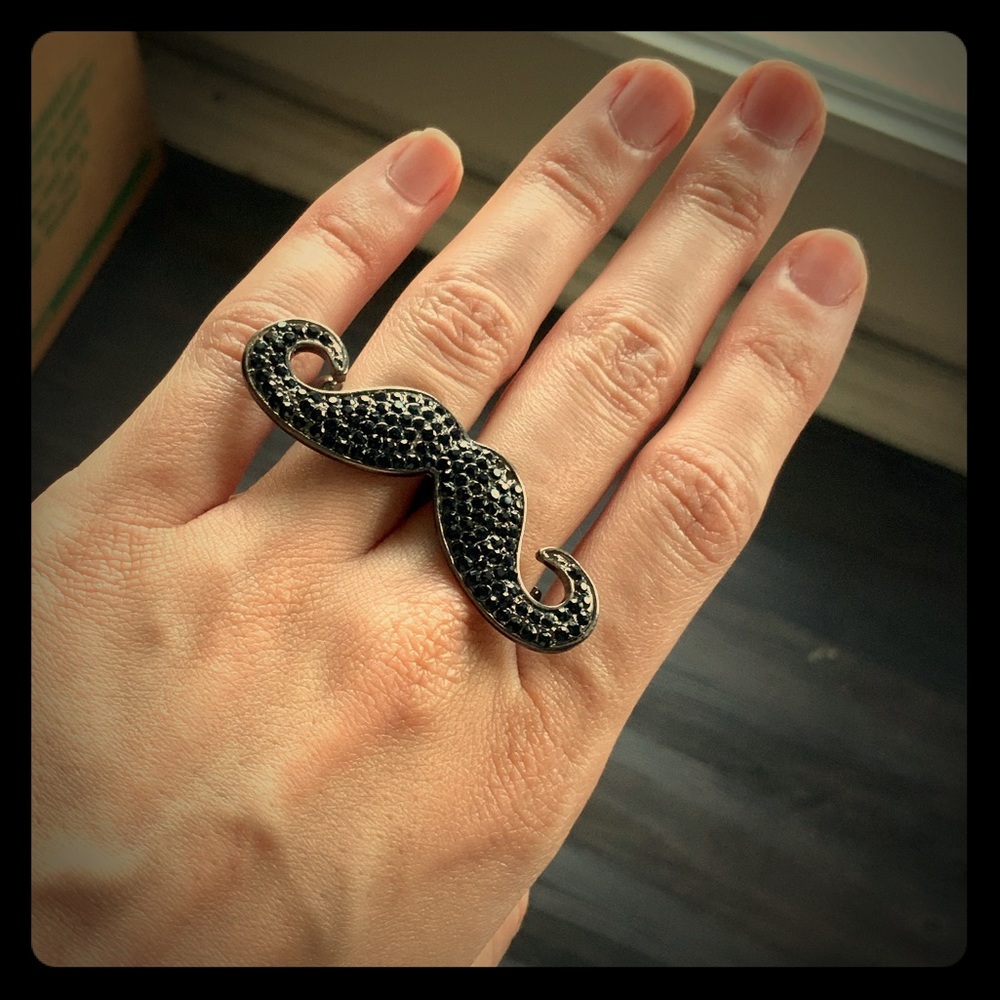 Mustache ring